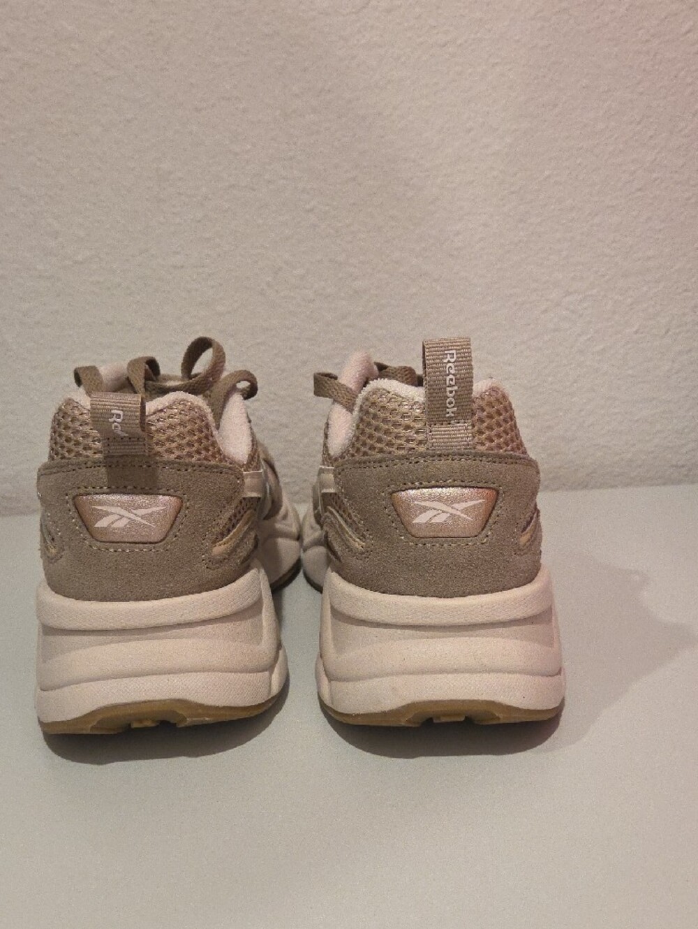 Reebok Women's Taupe and Beige Chunky Sneakers NWOT - Picture 4 of 5